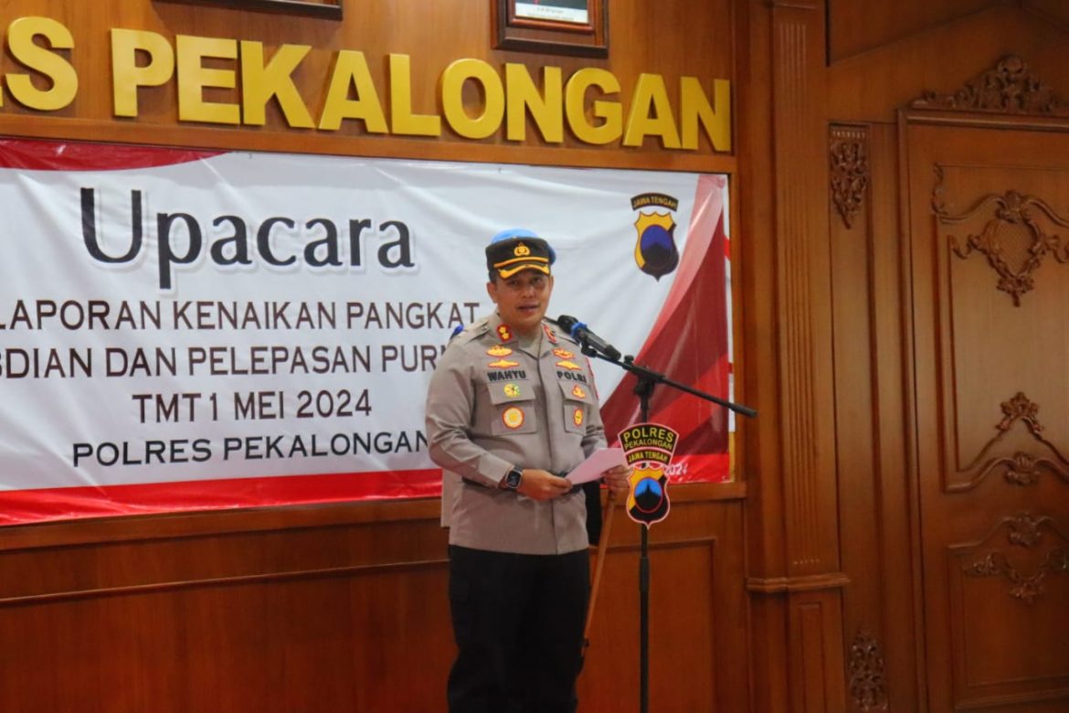 Pimpin Upacara Kenaikan Pangkat Pengabdian, Kapolres : Selamat kepada Kompol Giyarto