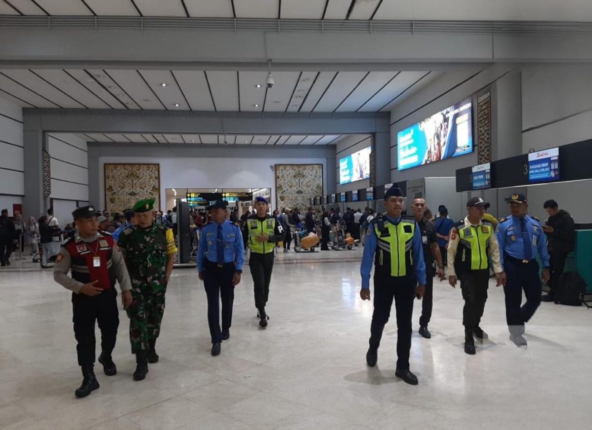 Patroli di Terminal 2 Bandara Soetta, Polisi Sampaikan Imbauan Kamtibmas