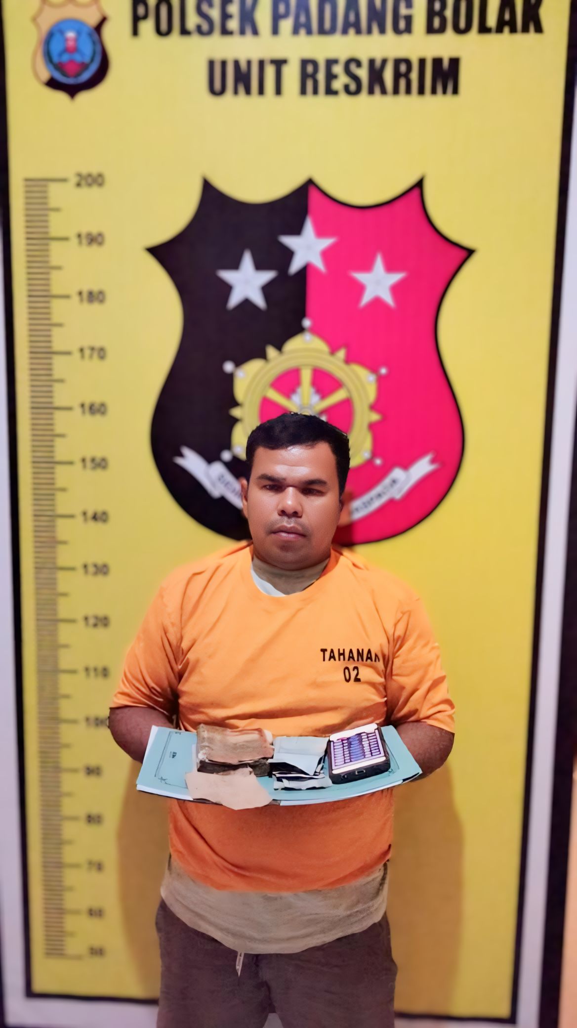 Diduga Bandar Judi Togel, Polsek Padang Bolak Borgol RY Siregar 