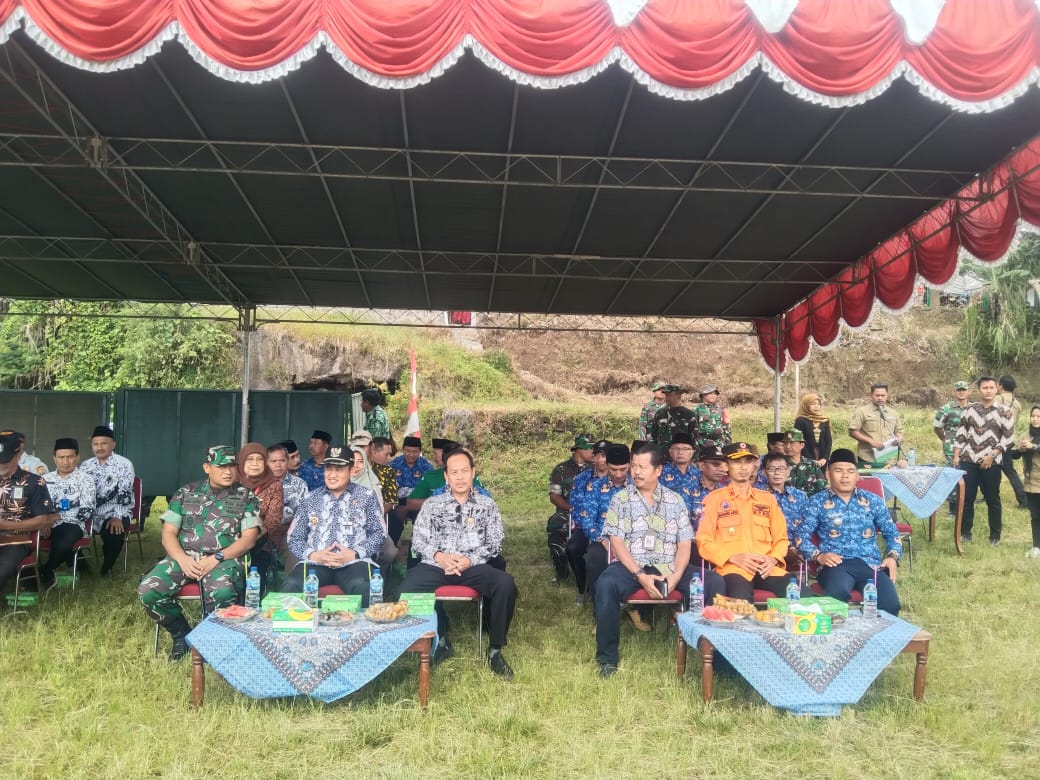 Bupati Pemalang Menghadiri Acara Pembukaan TMMD Sengkuyung ll Tahun 2024 di Desa Penakir
