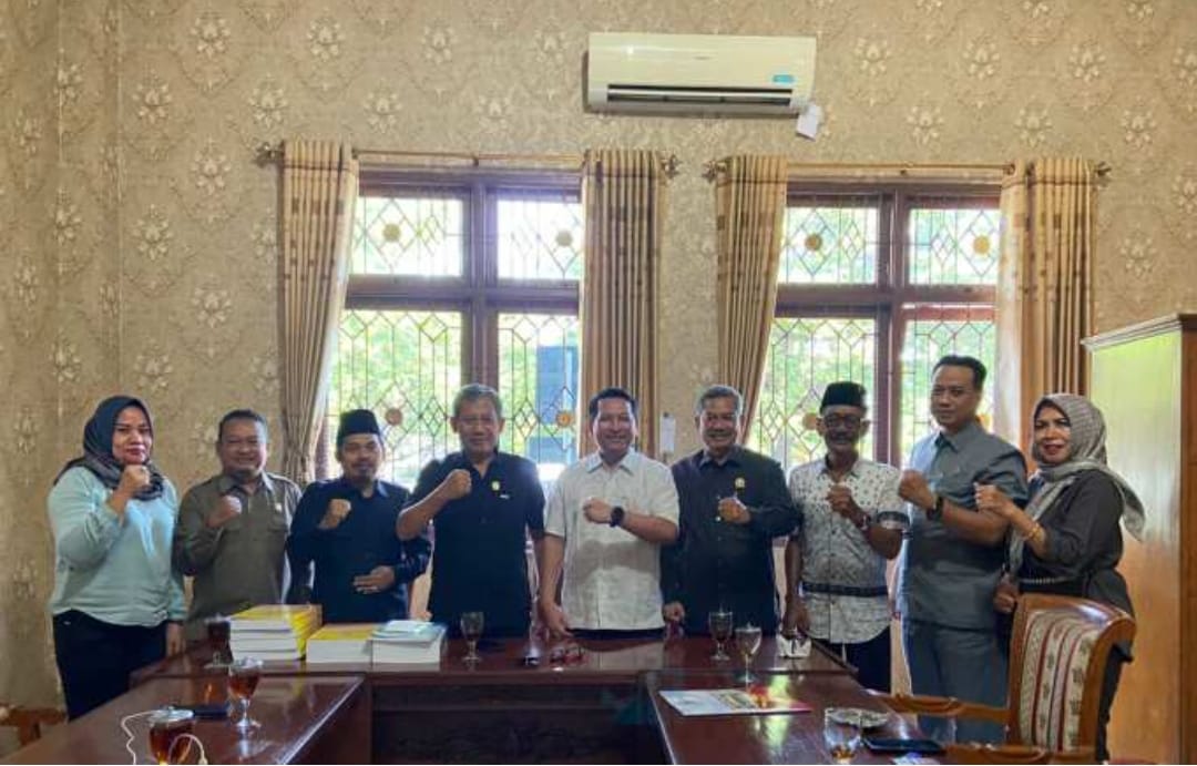 Empat Fraksi Besar DPRD Kabupaten Jepara Berkumpul Dalam 1 Meja