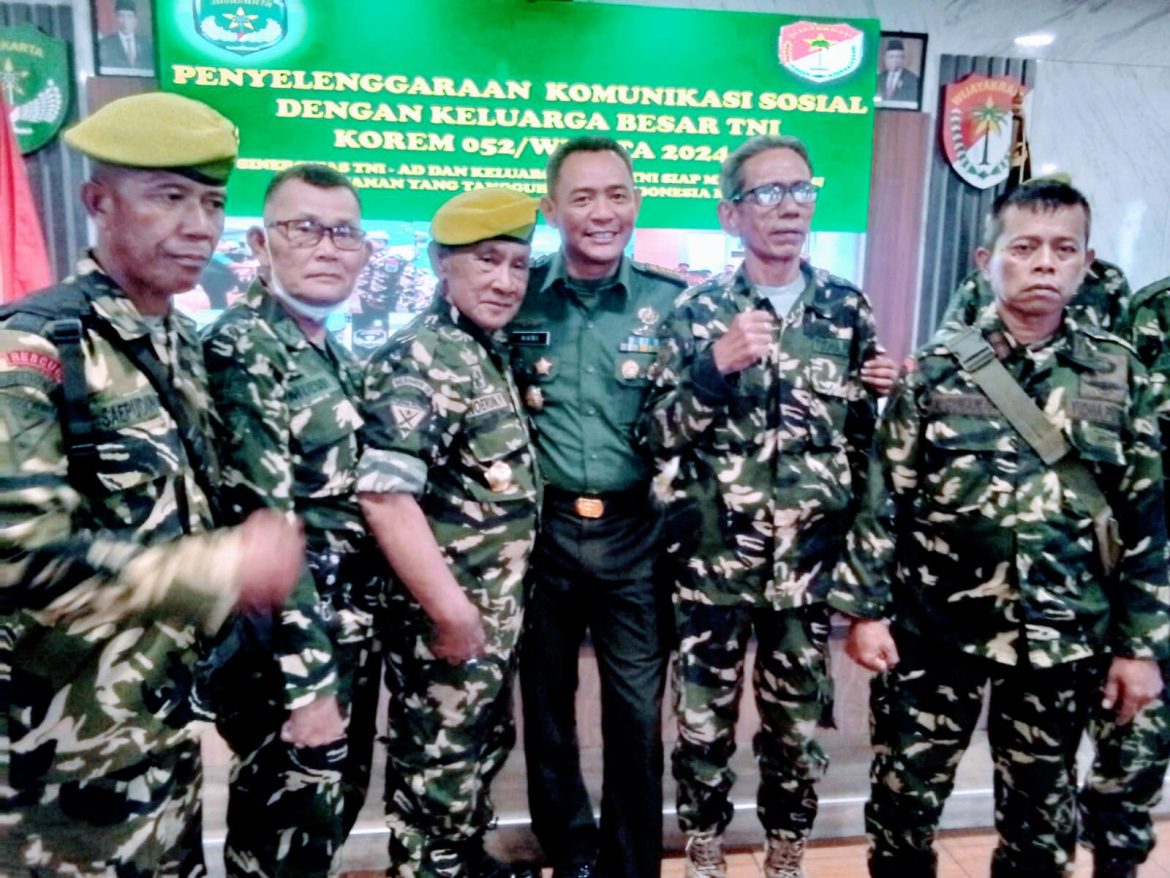 Ketua Macab PPM Kabupaten Tangerang Hadiri Acara Komsos Di KOREM 052/Wijayakrama