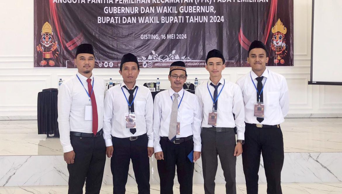Lima Orang Panitia Pemilihan Kecamatan Kecamatan Bulok Resmi Dilanti KPU Tanggamus 