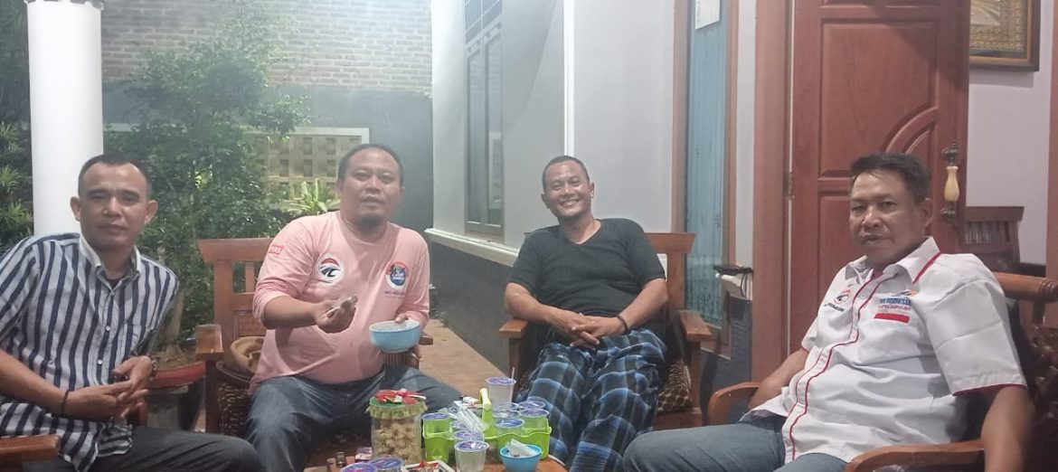 Usai Tunaikan Ibadah Umroh, Ketua dan Anggota Iwo-indonesia Ucapkan Selamat Kepada DPC Apdesi Pringsewu