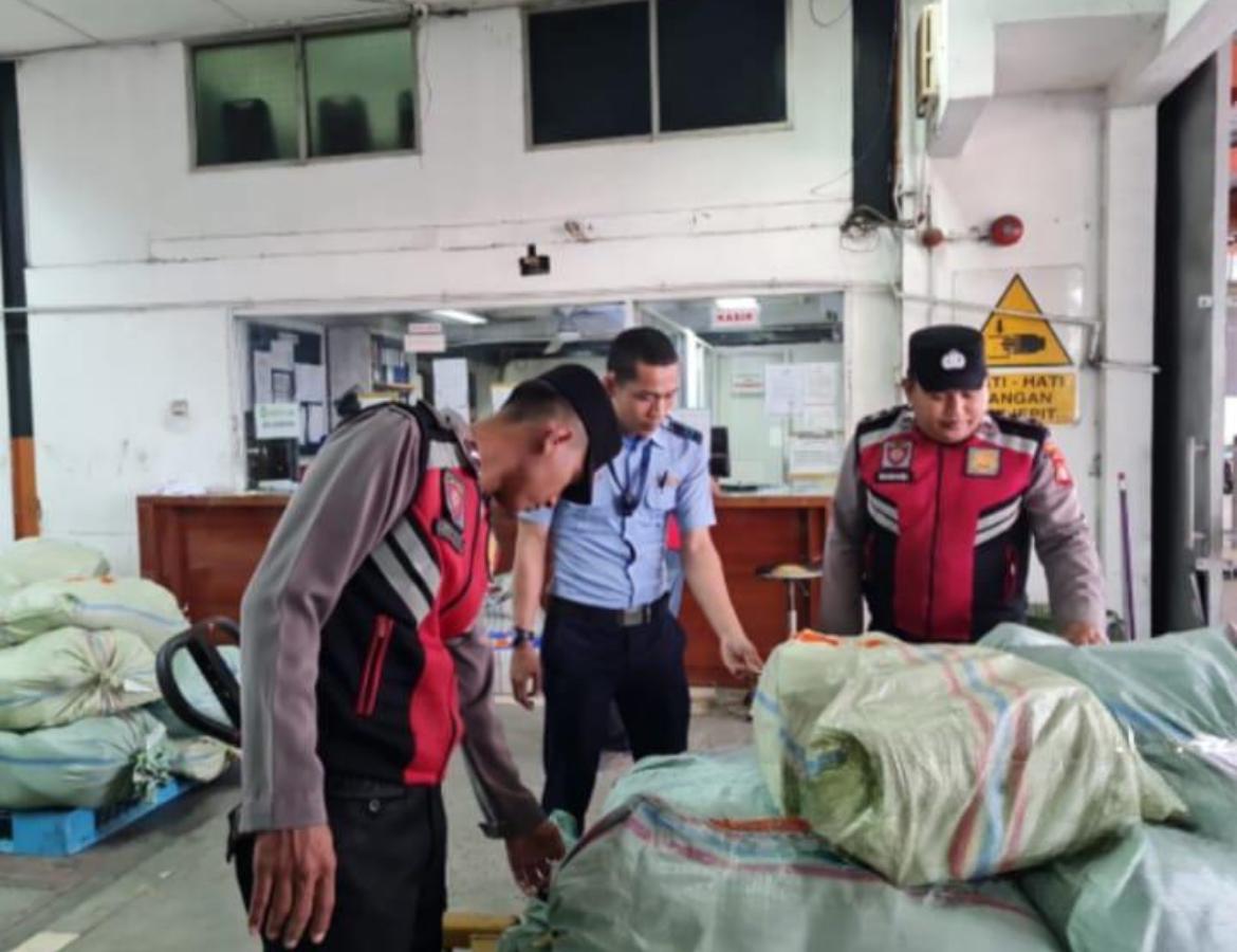 Datangi Area Kargo, Polisi Bandara Soetta Sampaikan Imbauan Kamtibmas 