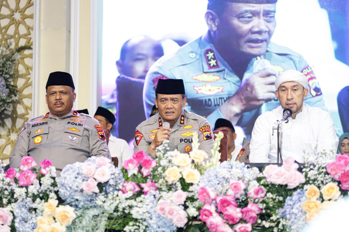 Irjen Pol Ahmad Luthfi; dengan ber Sholawat semoga kita di Ridhoi dalam melaksanakan tugas