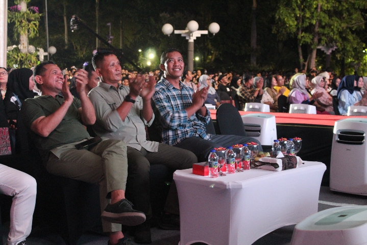 Dandim 0830/Surabaya Utara Hadiri Kemeriahan Konser Puncak Perayaan HJKS Ke-731