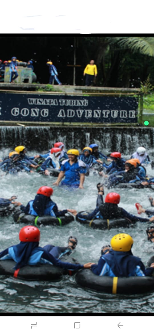 Tuk Gong Adventure wisata Tubing Panorama pedesaan Dusun Karangampel