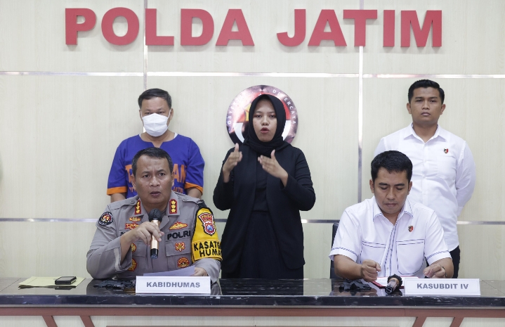 Polda Jatim Amankan Tersangka Penipuan dan Penggelapan Proyek Apartemen di Surabaya