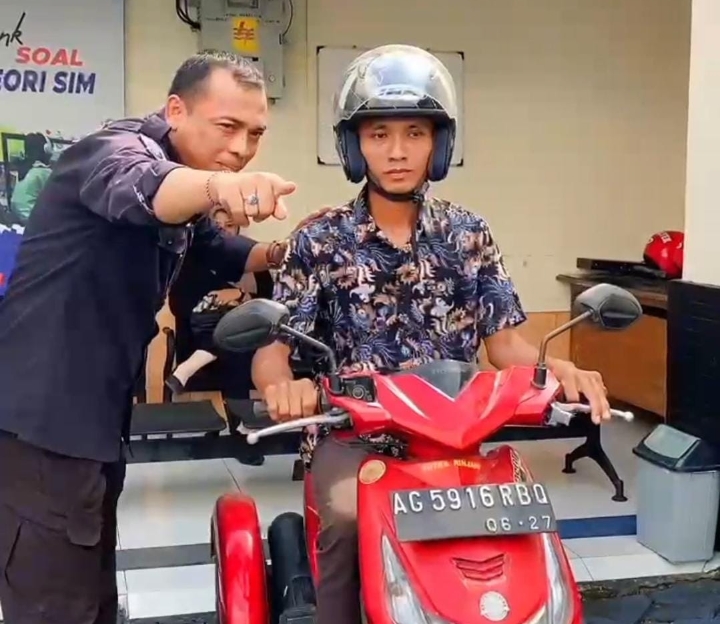 Ramah Kaum Difabel Polres Tulungagung Fasilitasi Peroleh SIM D