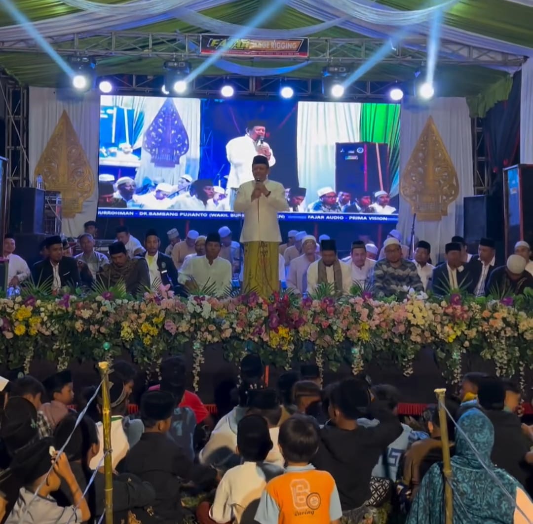 Kegiatan Pengajian Jajar Bersholawat Dihadiri Wakil Bupati Grobogan