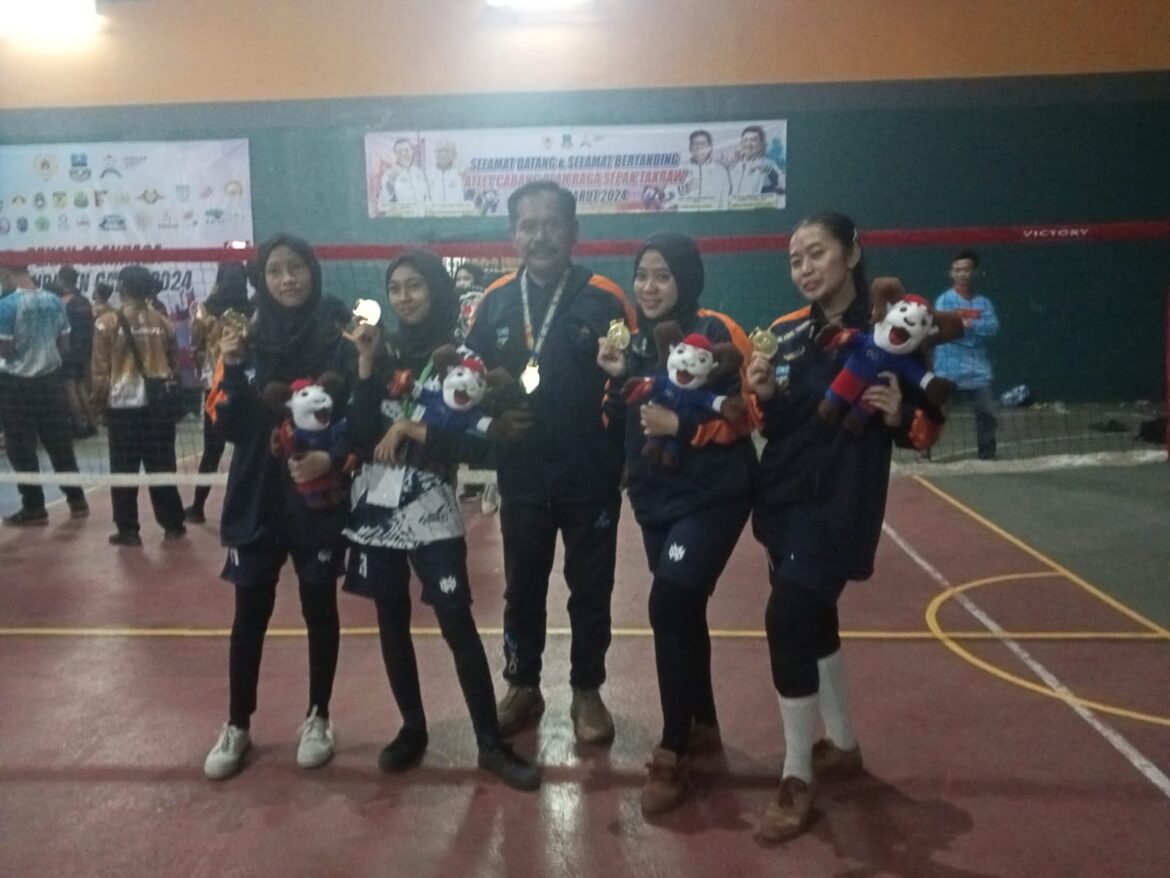 Nomer Pertandingan Inter Regu Putra Putri Cabor Sepak takraw Tarogong Kaler Meraih Medali Emas dan Perunggu 