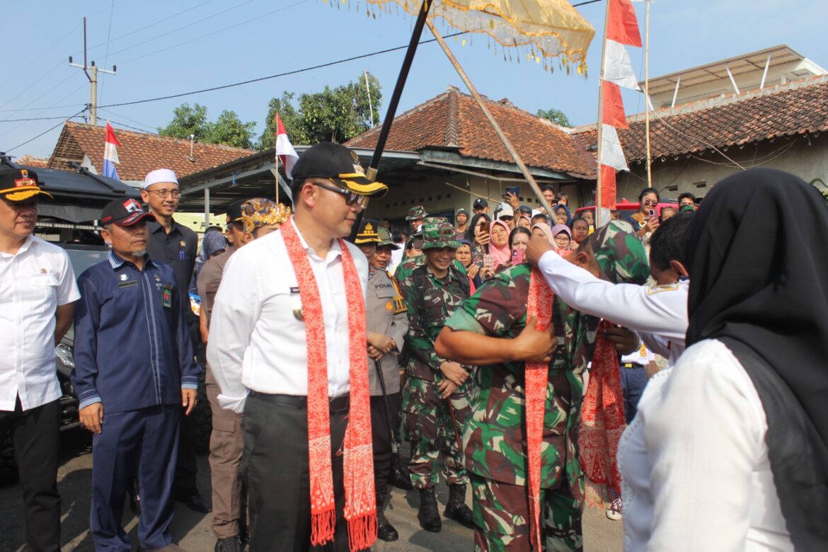 Upacara Pembukaan TMMD ke 121 TA 2024 Kodim 0620 / Kabupaten Cirebon