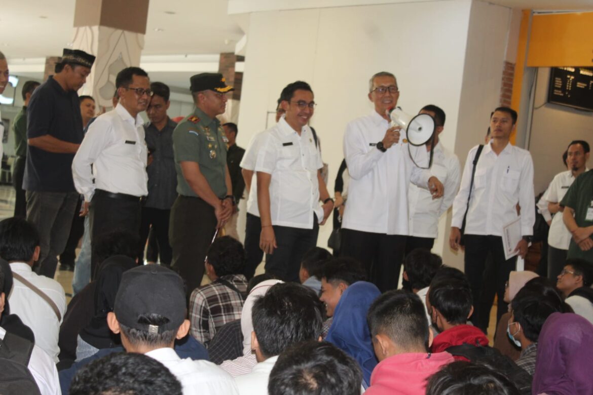 Dandim 0614 / Kota Cirebon Hadiri Pembukaan Job Fair 2024, Dalam Rangka Peringatan Hari Jadi Cirebon Ke 597
