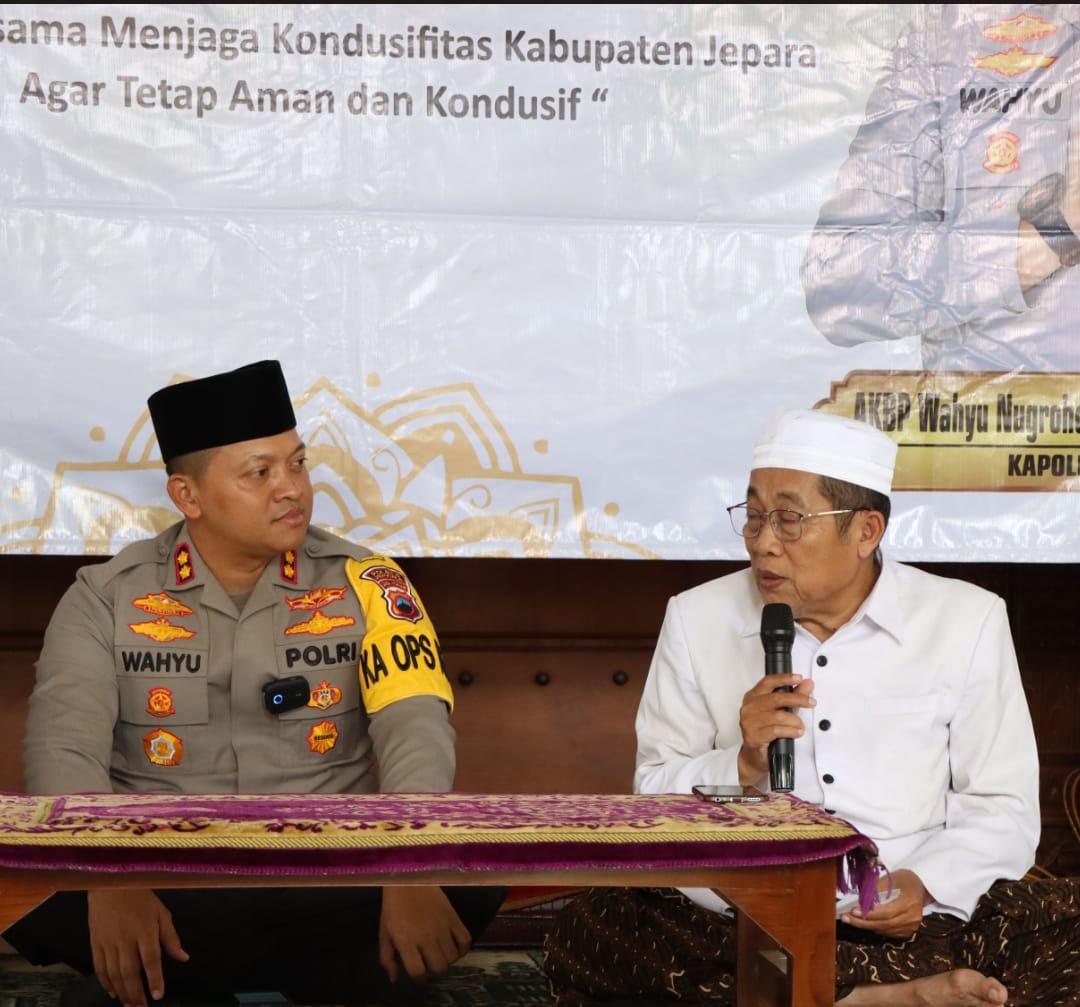 Gelar Police Goes To Ponpes Hingga Jumat Curhat, Kapolres Jepara Sampaikan Hal Ini Ke Santri Safinatul Huda Kedung