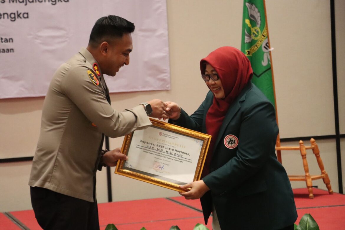 Kapolres Majalengka Hadiri Pelantikan Pengurus IDI dan Penandatanganan MOU dengan Polres Majalengka