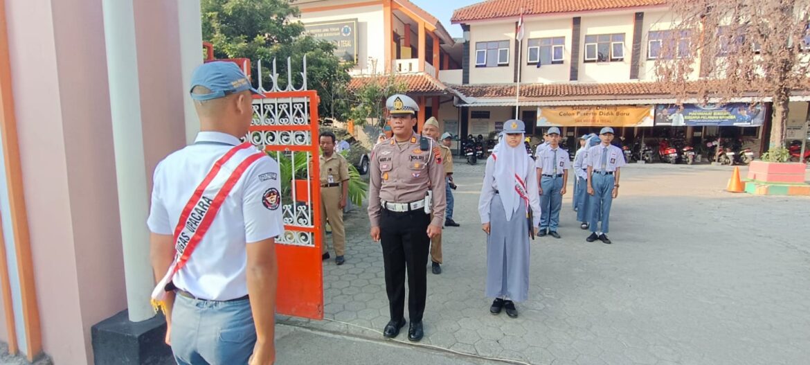 Jadi Irup Di SMA Negeri 4 Kota Tegal, Ini Pesan Kasat Lantas Polres Tegal Kota