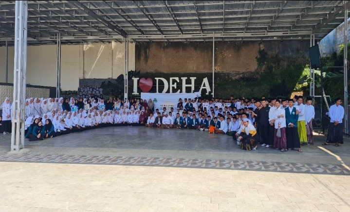 Pondok Pesantren Daarul Haliim Sosialisasi dan Deklarasi Pesantren Ramah Anak   
