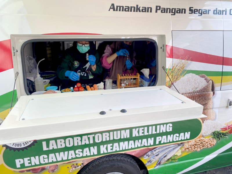 Uji Keamanan Pangan di Pasar Karah, DKPP Surabaya Pastikan Bahan Pangan Bebas Cemaran Kimia