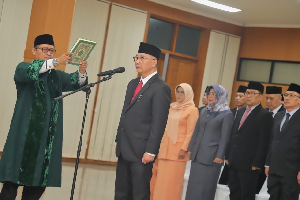 BUDI RAHARJA DILANTIK SEBAGAI SETDA KOTA CIMAHI