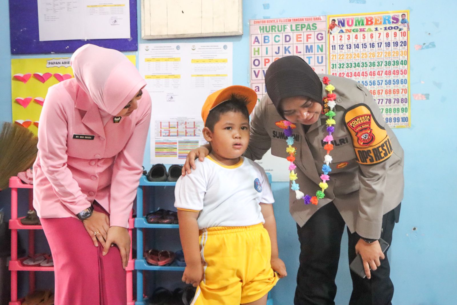 Kapolresta Cirebon Kunjungi TK Kemala Bhayangkari 28 Cabang Kota Cirebon