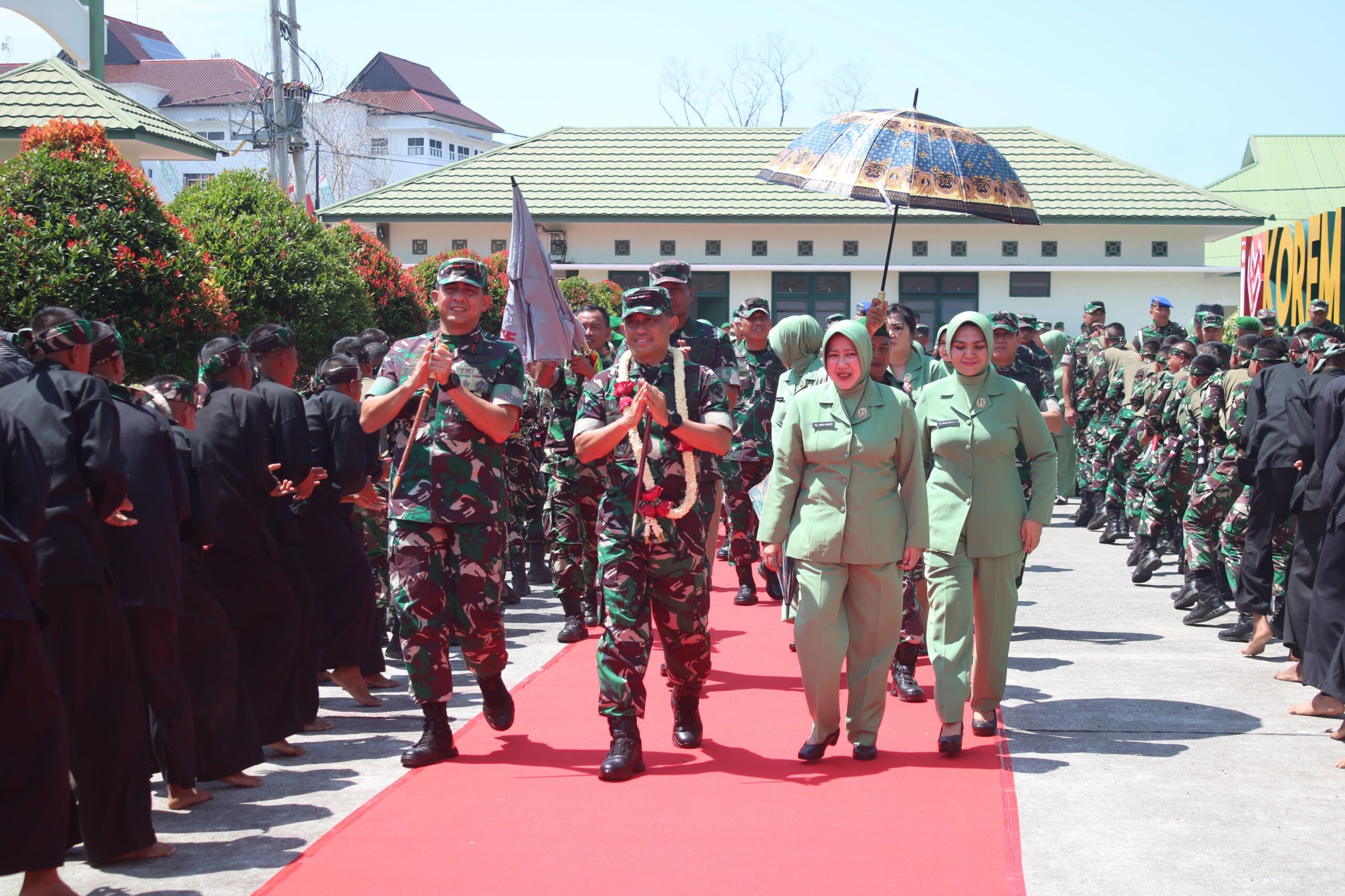 Pangdam II / Sriwijaya Kunjungi Makorem 045 /Gaya