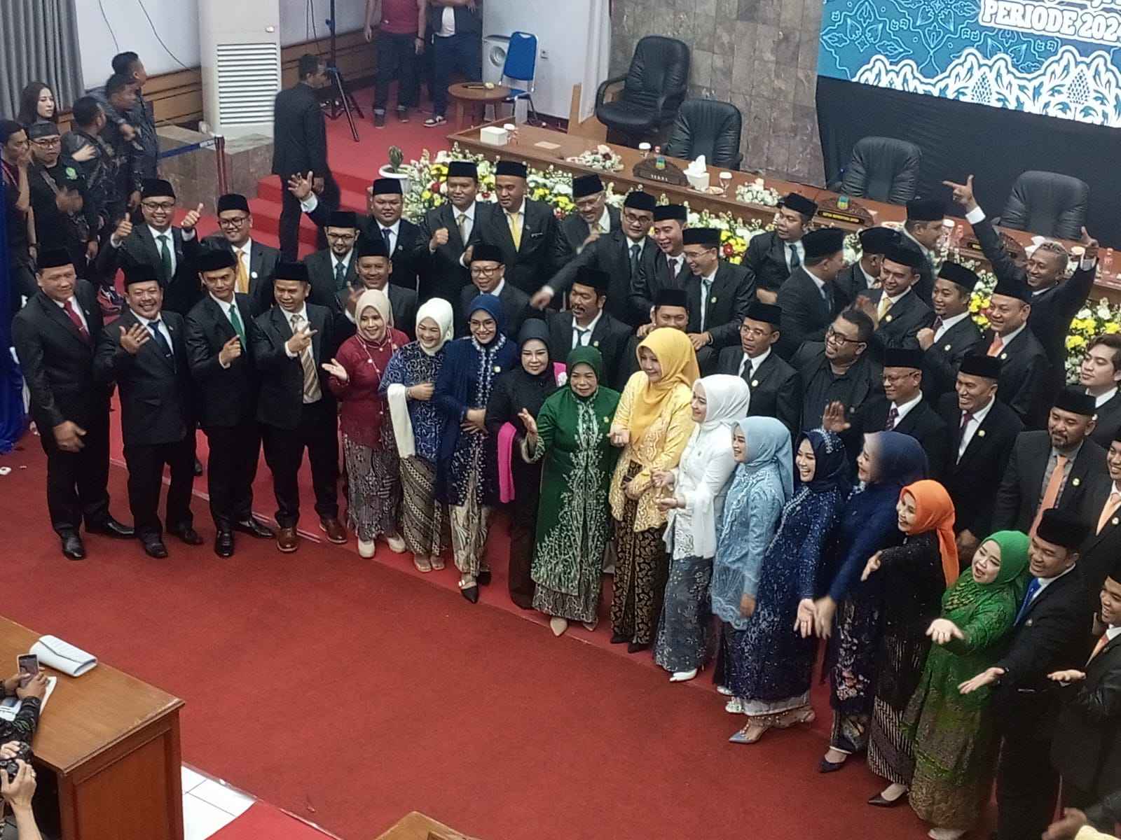 50 anggota dewan Kabupaten Garut Resmi di Lantik