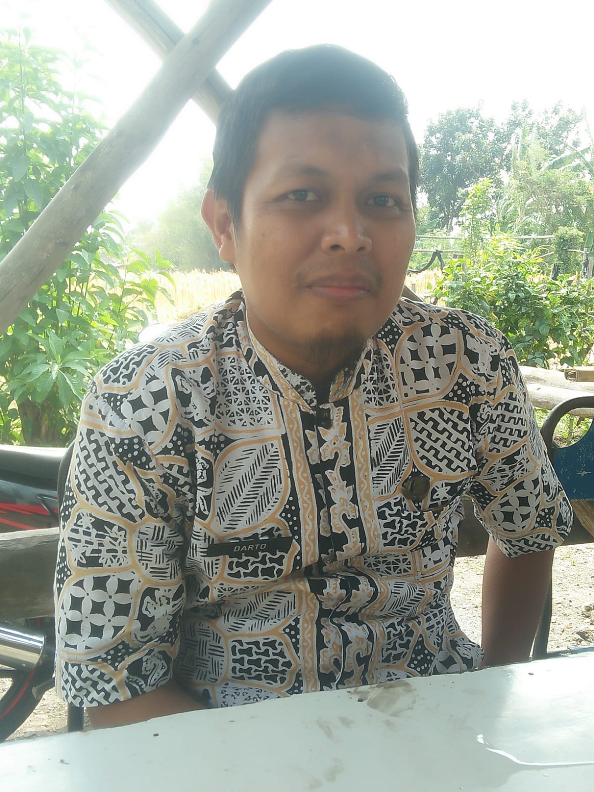 Gagasan Cemerlang Kades Meli Desa Kebogadung , Manfaatkan Program Bantuan Irpom Untuk Meningkatkan Produktifitas Sektor Pertanian 