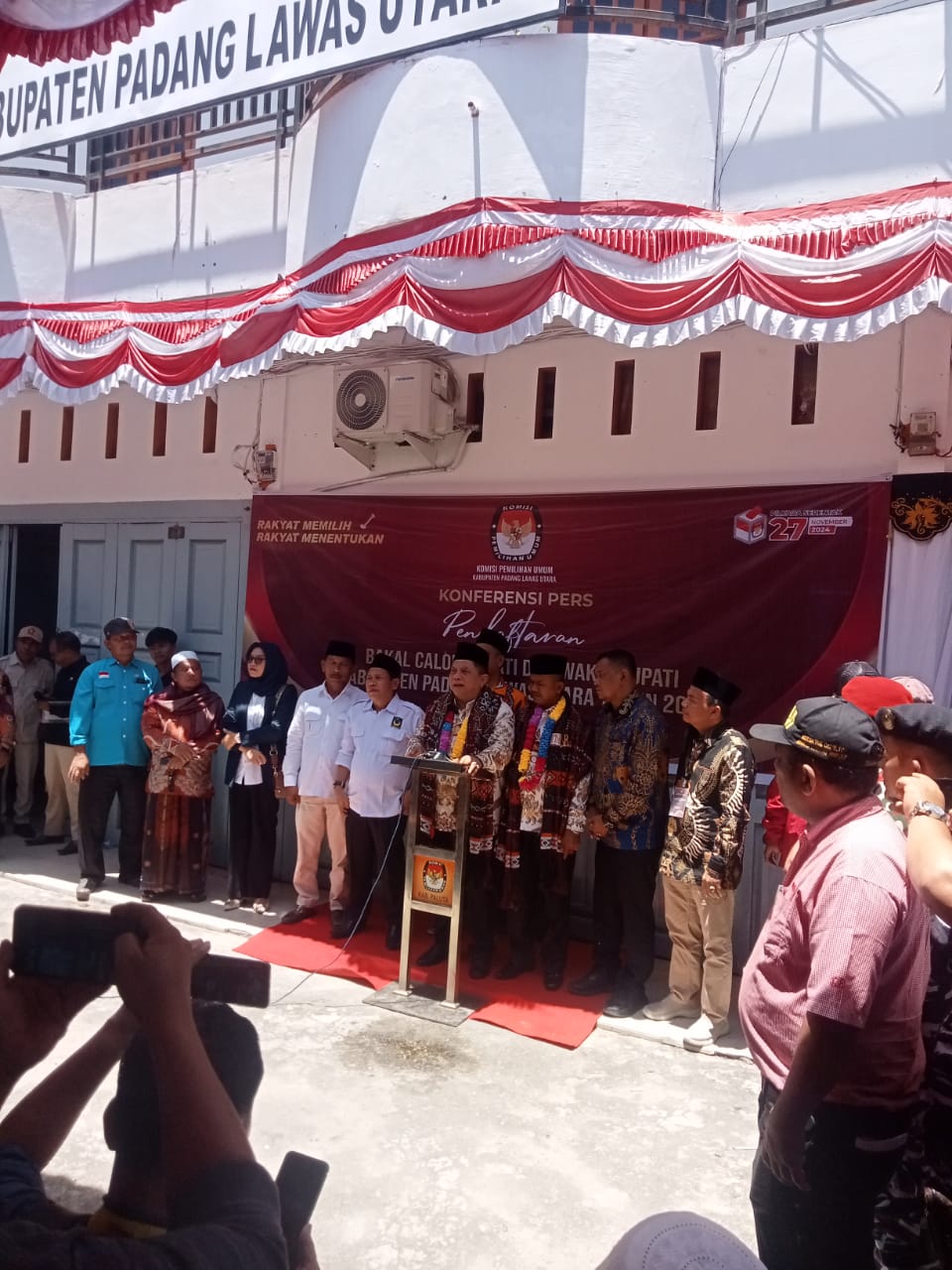Pendaftaran Calon Bupati Dan Wakil Bupati H. Hamsiruddin Siregar dan H.Purba Hasibuan Telah Diterima KPU Paluta
