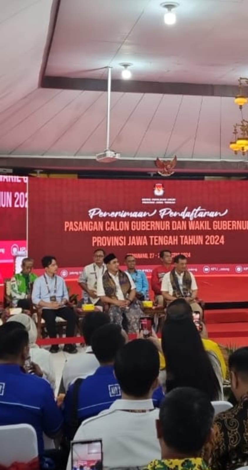 Tim Pemenangan Muria Raya Dampingi Ahmad Luthfi dan Taj Yasin Mendaftar ke KPU