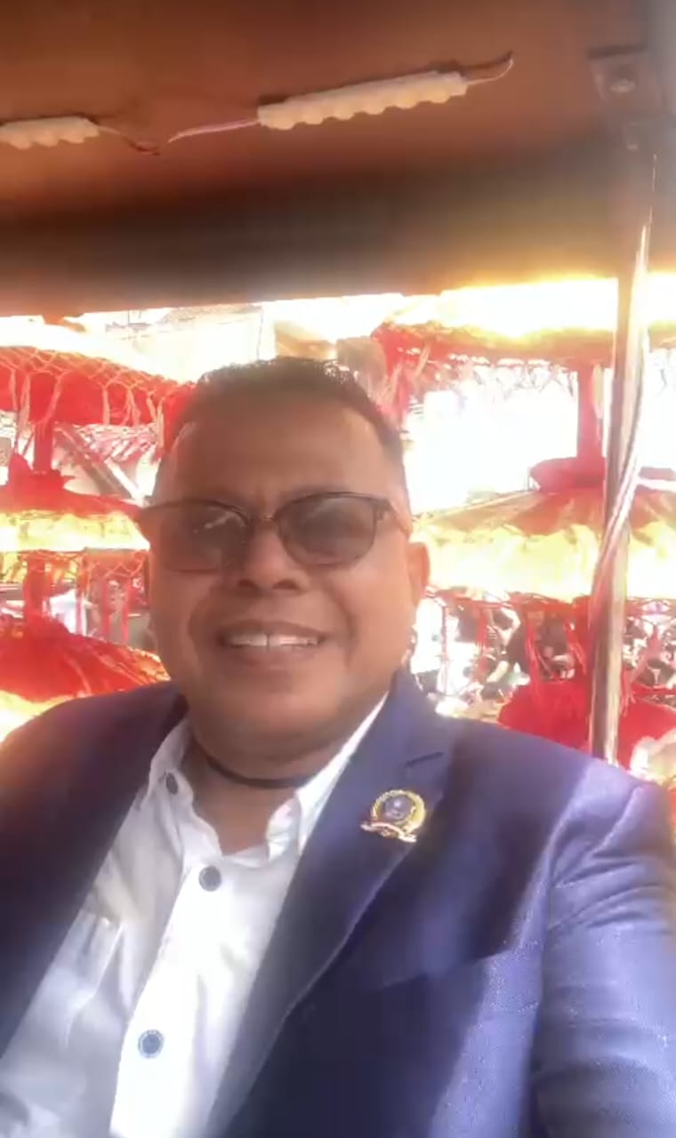 Ketua DPD PAN Jepara, Bambang Harsono, Dampingi Witiarso Utomo dan M. Ibnu Hajar Daftar di KPU Jepara