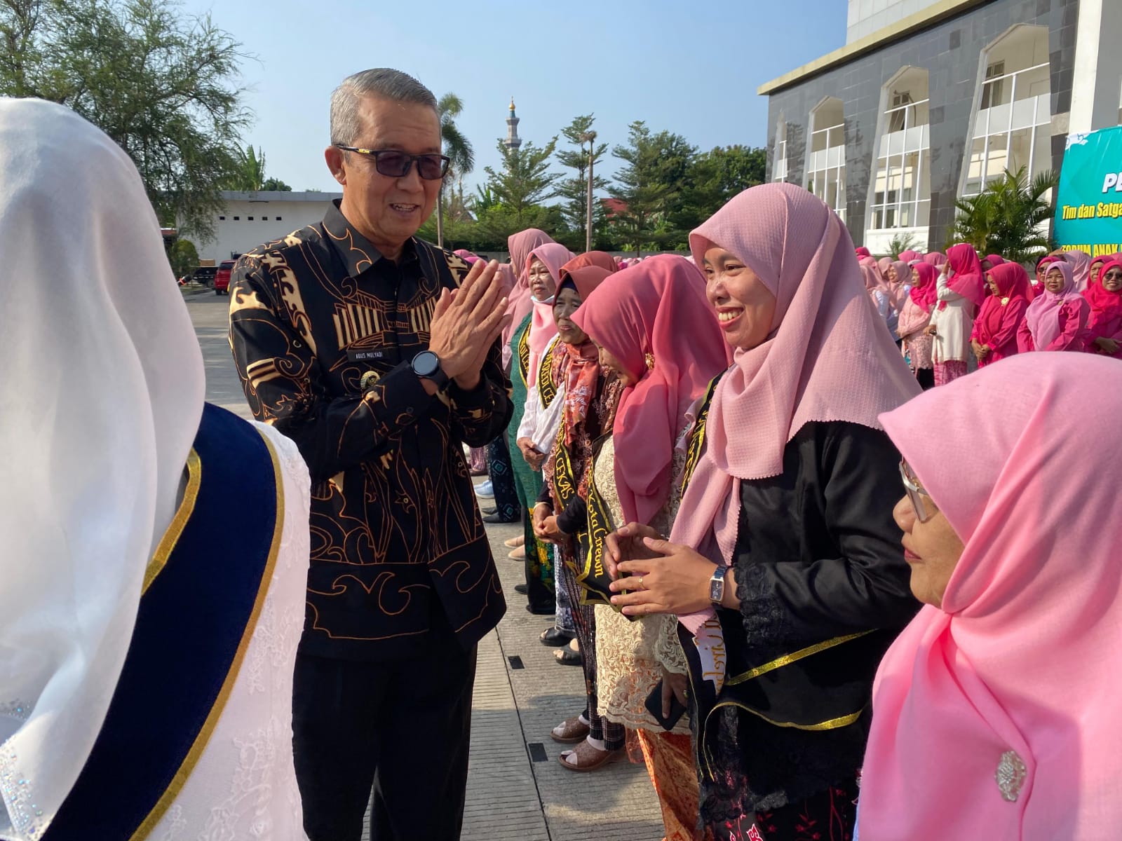 Pj Wali Kota Kukuhkan Pengurus PAAREDI CEKAS dan Forum Anak Cirebon, Fokus Perkuat Perlindungan dan Kesejahteraan Anak