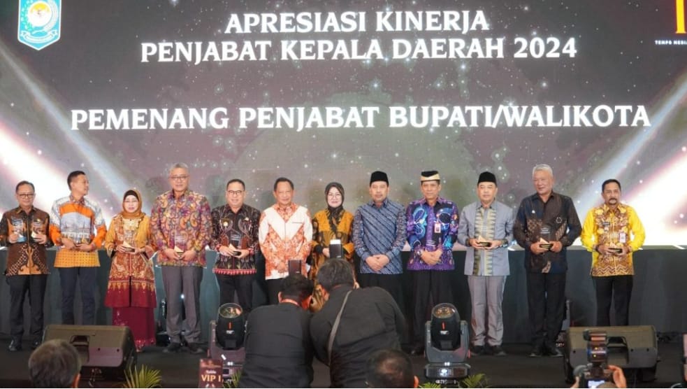 Pj.Bupati Jepara Edy Supriyanta Raih Penghargaan di Ajang Apresiasi Kinerja Pejabat Kepala Daerah 2024