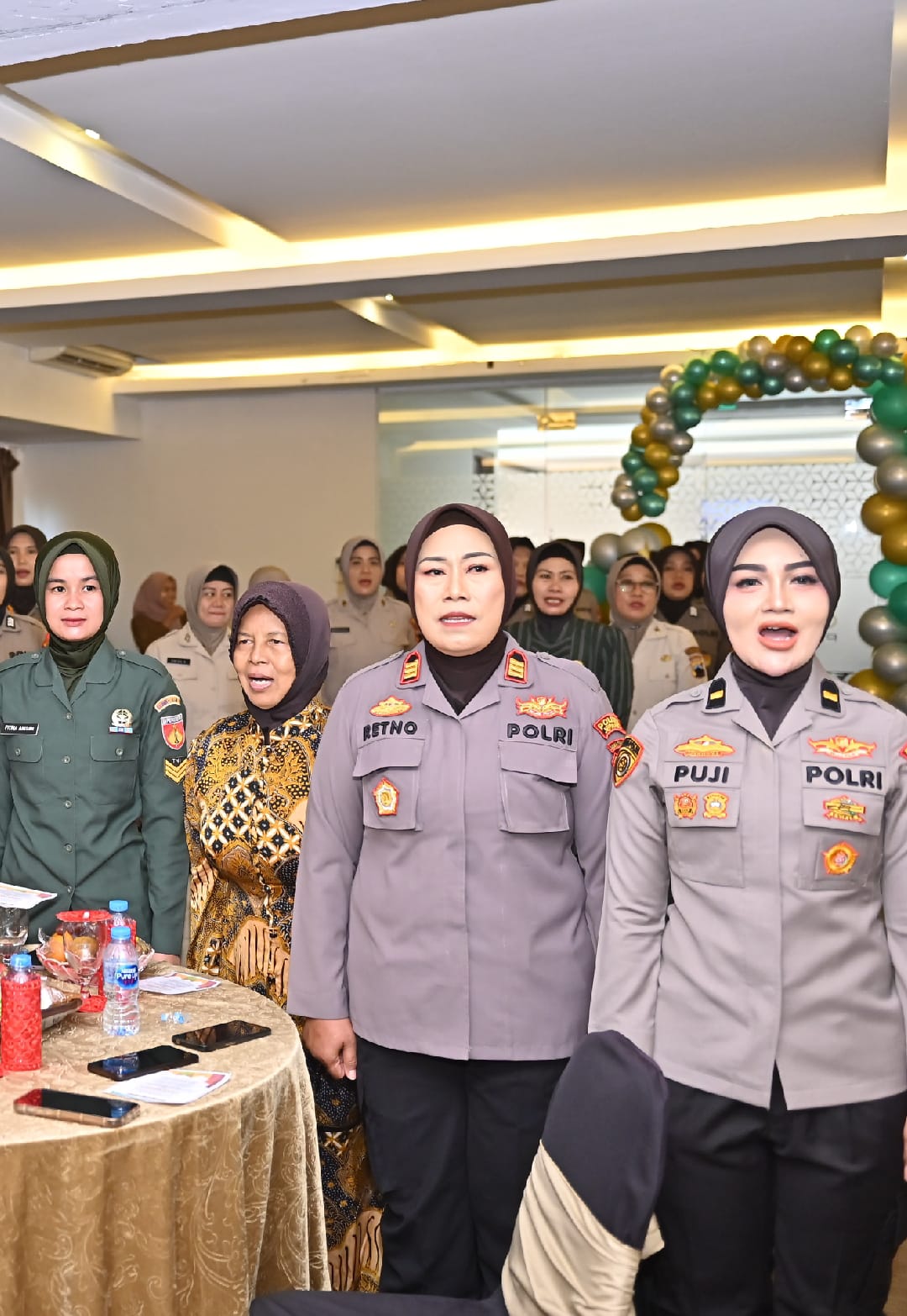 Puncak Peringatan HUT Polwan ke-76, Polres Jepara Gelar Tasyakuran Hingga Pemberian Penghargaan