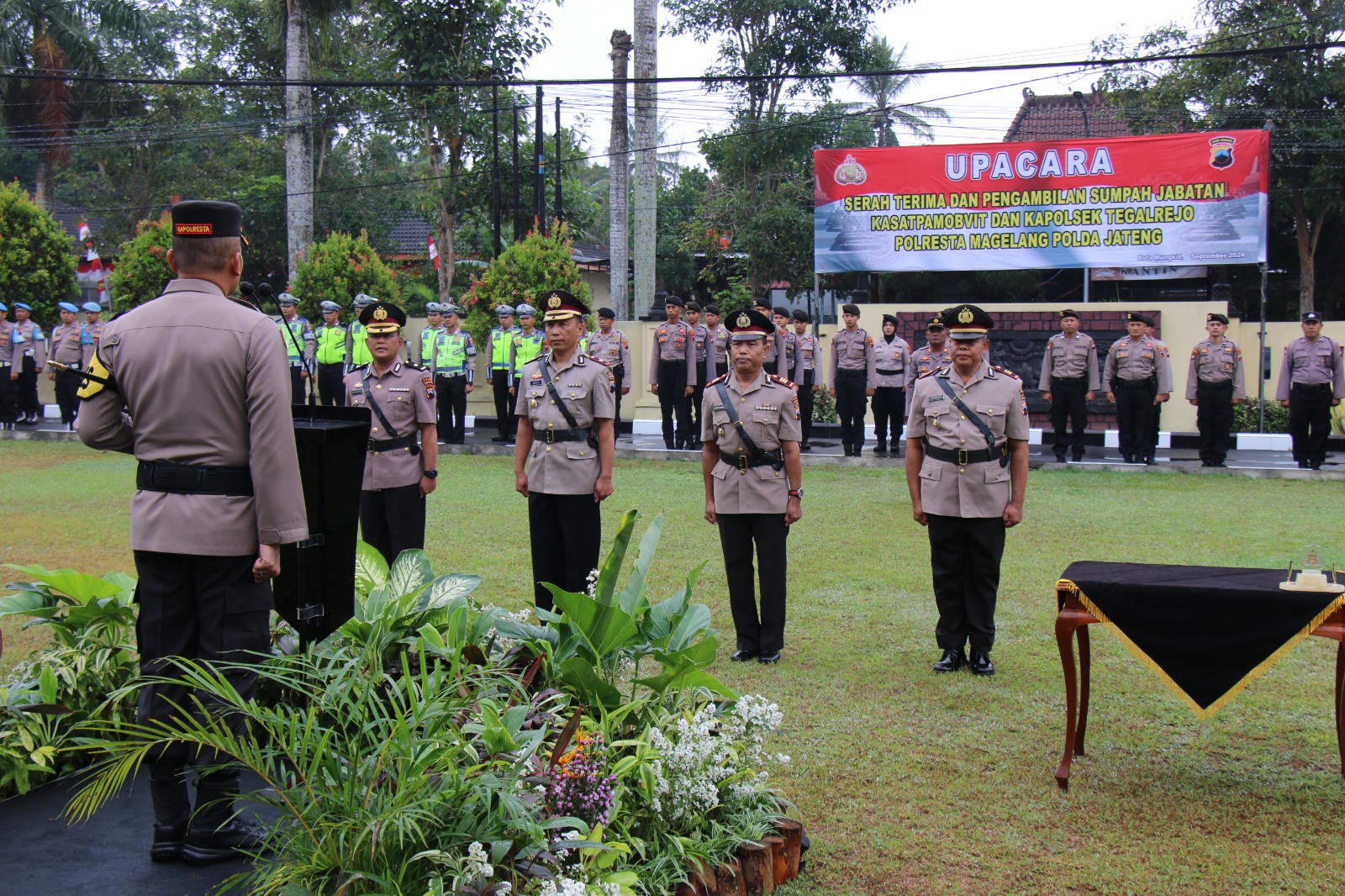 Kapolresta Magelang Pimpin Upacara Sertijab Kasatpamobvit dan Kapolsek Tegalrejo