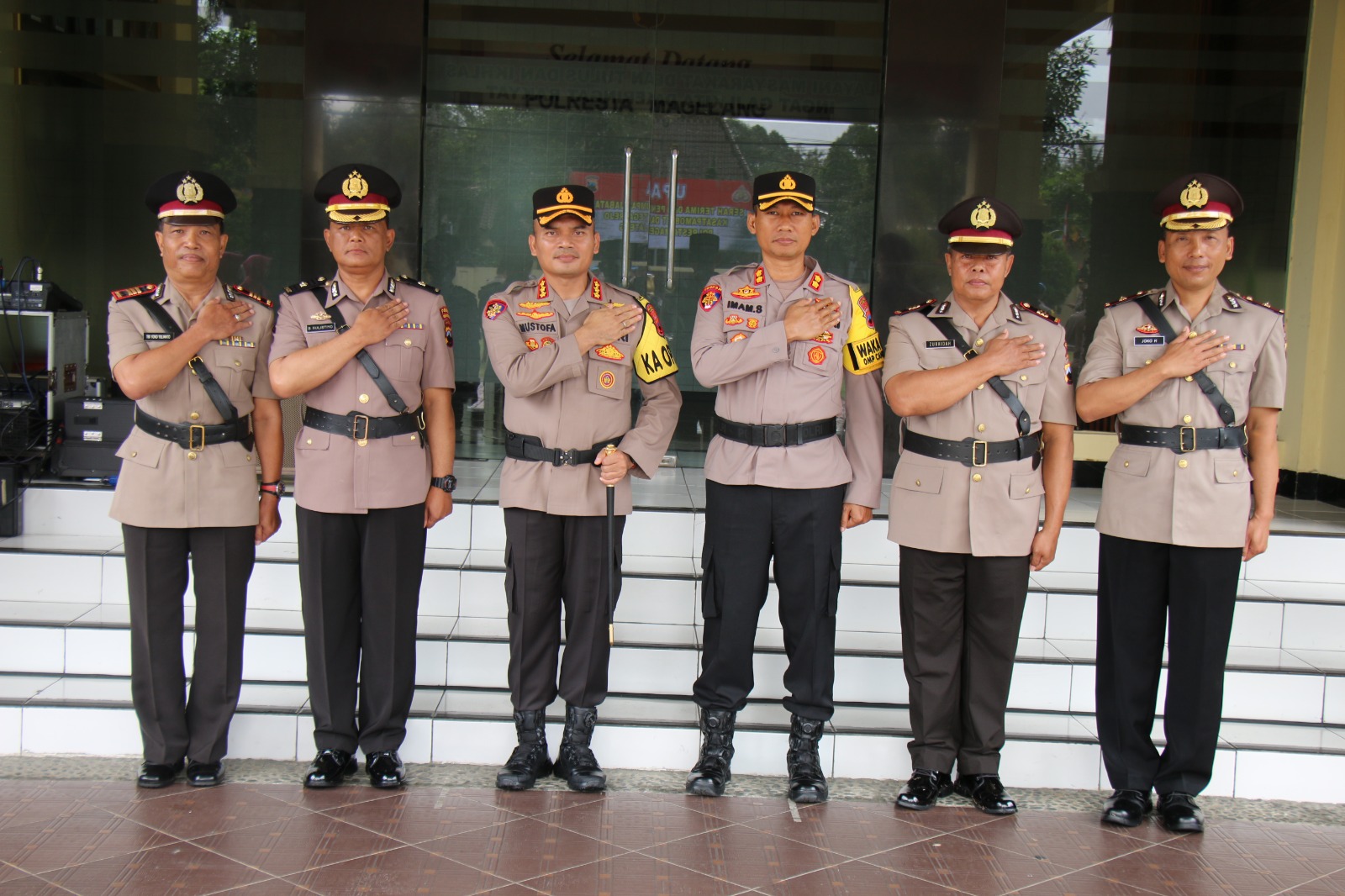 Kapolresta Magelang Pimpin Upacara Sertijab Kasatpamobvit Dan Kapolsek Tegalrejo