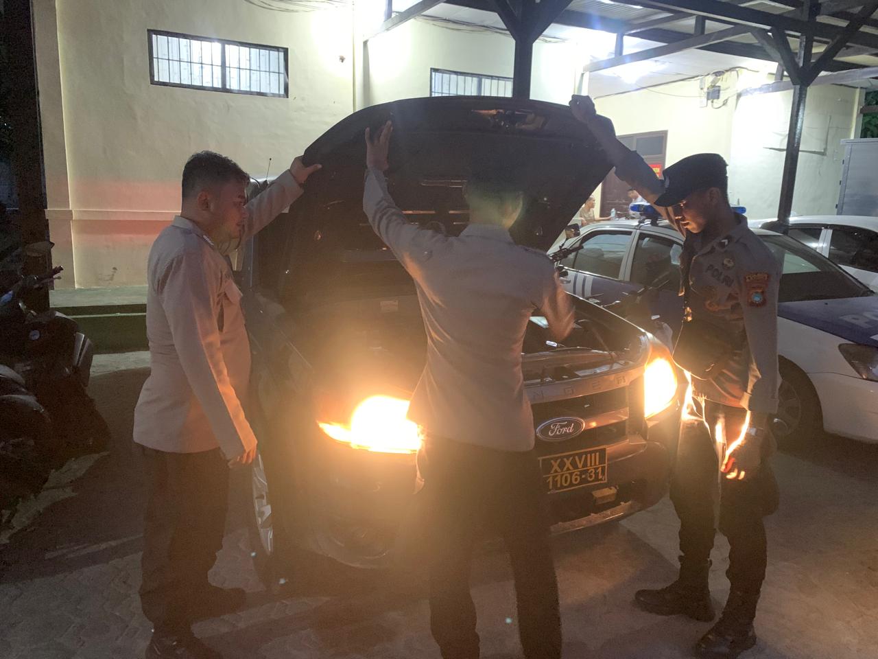 Bag Log Polres Bangka Selaku Subsatgas Logistik Satgas Ban ops melakukan Pengecekan Kendaraan