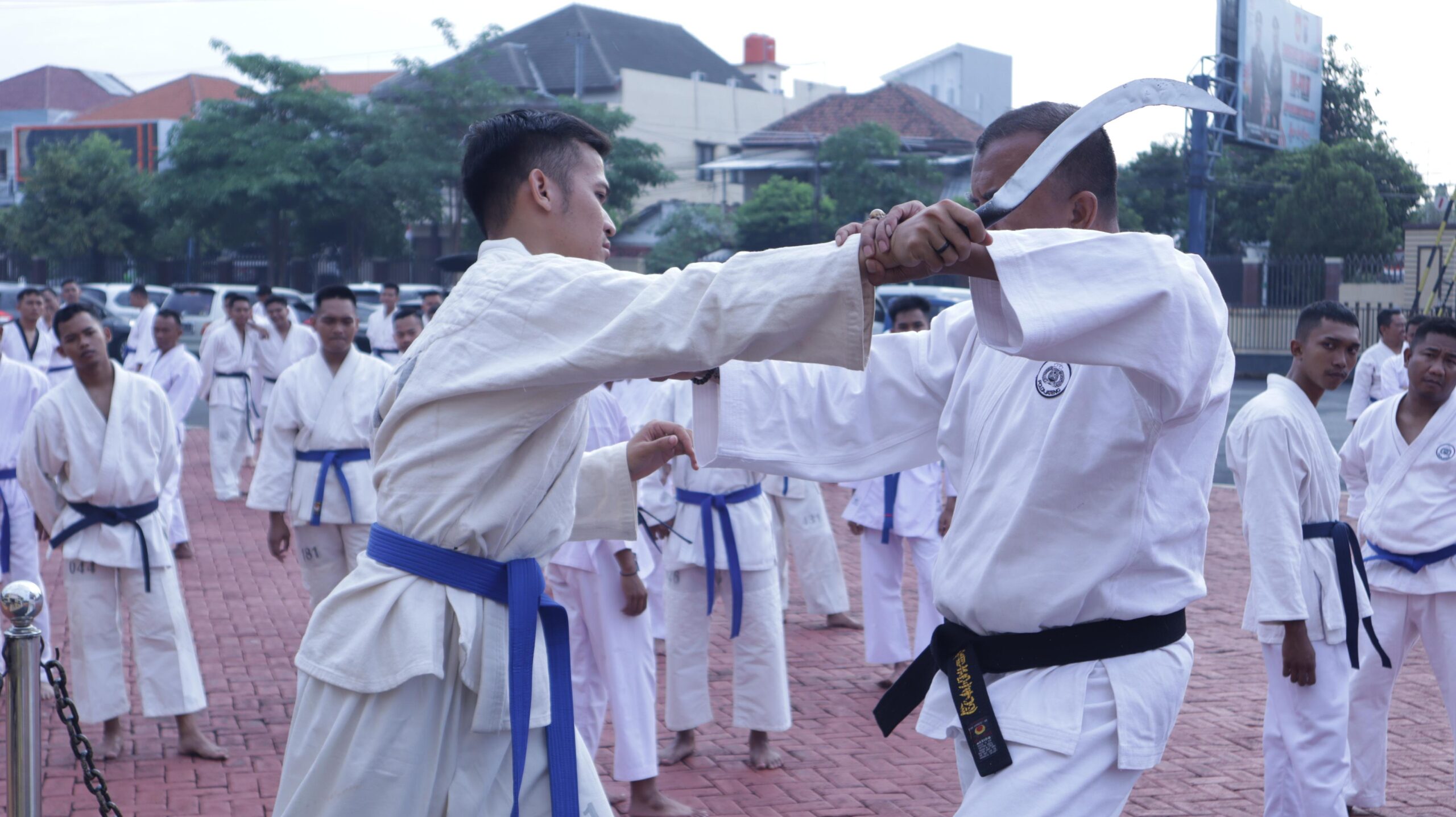 Polres Jepara Gelar Latihan Pemantapan Bela Diri Polri, Persiapan Personel Menjelang Pilkada 2024