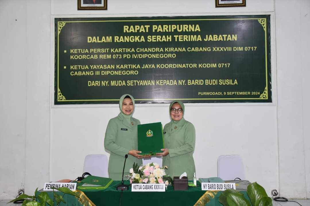 Serah Terima Ketua Persit Cabang XXXVIII Dim 0717 /Grobogan