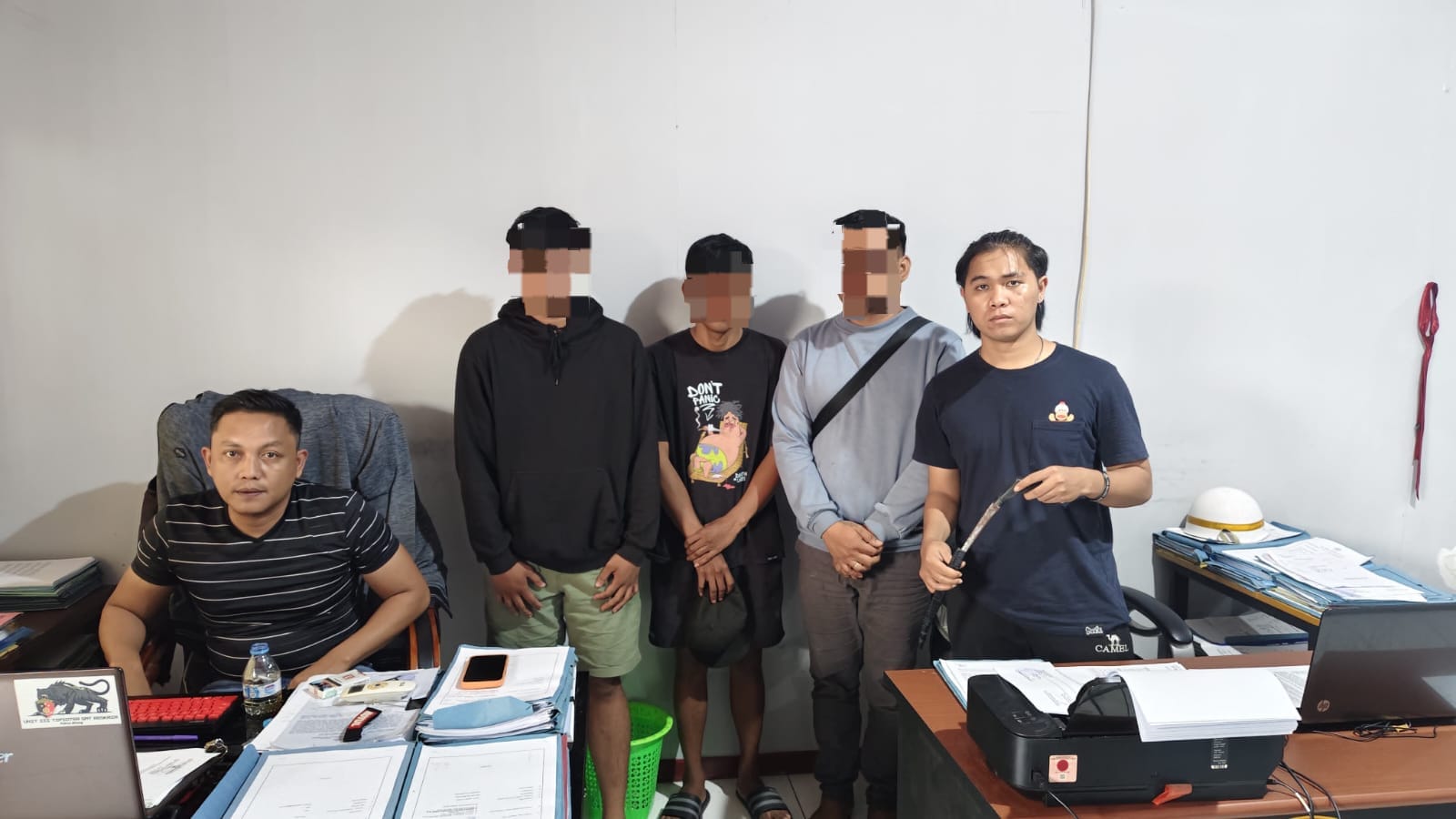 Tiga Pemuda Mabuk Ditangkap Usai Menghadang dan Mengancam Sopir Minibus di Bitung