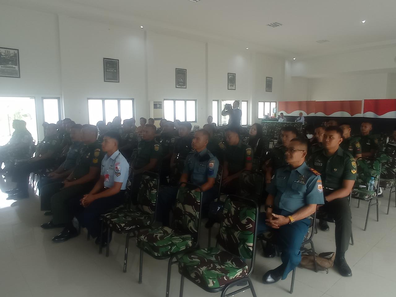 Tingkatkan Keimananan Prajurit TNI dan Keluarga, Korem 045/Gaya Adakan Seminar Akademik.