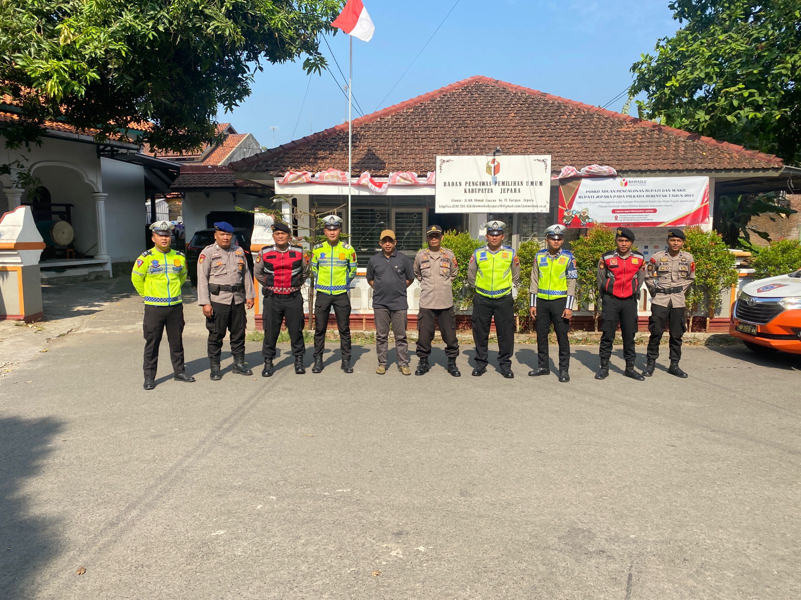 Polres Jepara Perketat Patroli Di KPU Dan Bawaslu Untuk Amankan Pilkada 2024