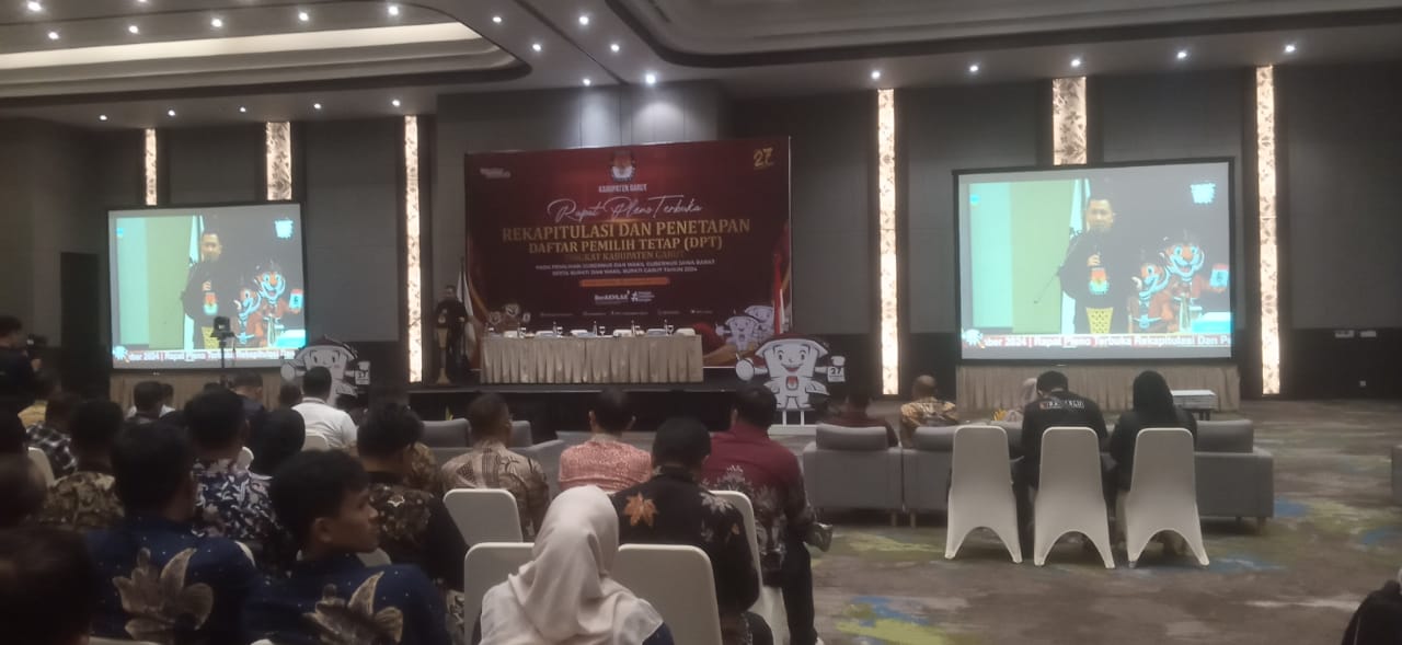 Rapat Pleno Terbuka Rekapitalisasi dan Penetapan Daftar Pemilihan  Tetap (DPT) Tingkat Kabupaten Garut Pada Pemilihan Gubernur dan Wakil Gubernur Jawa barat Serta Bupati DAN Wakil Bupati TAHUN 2024