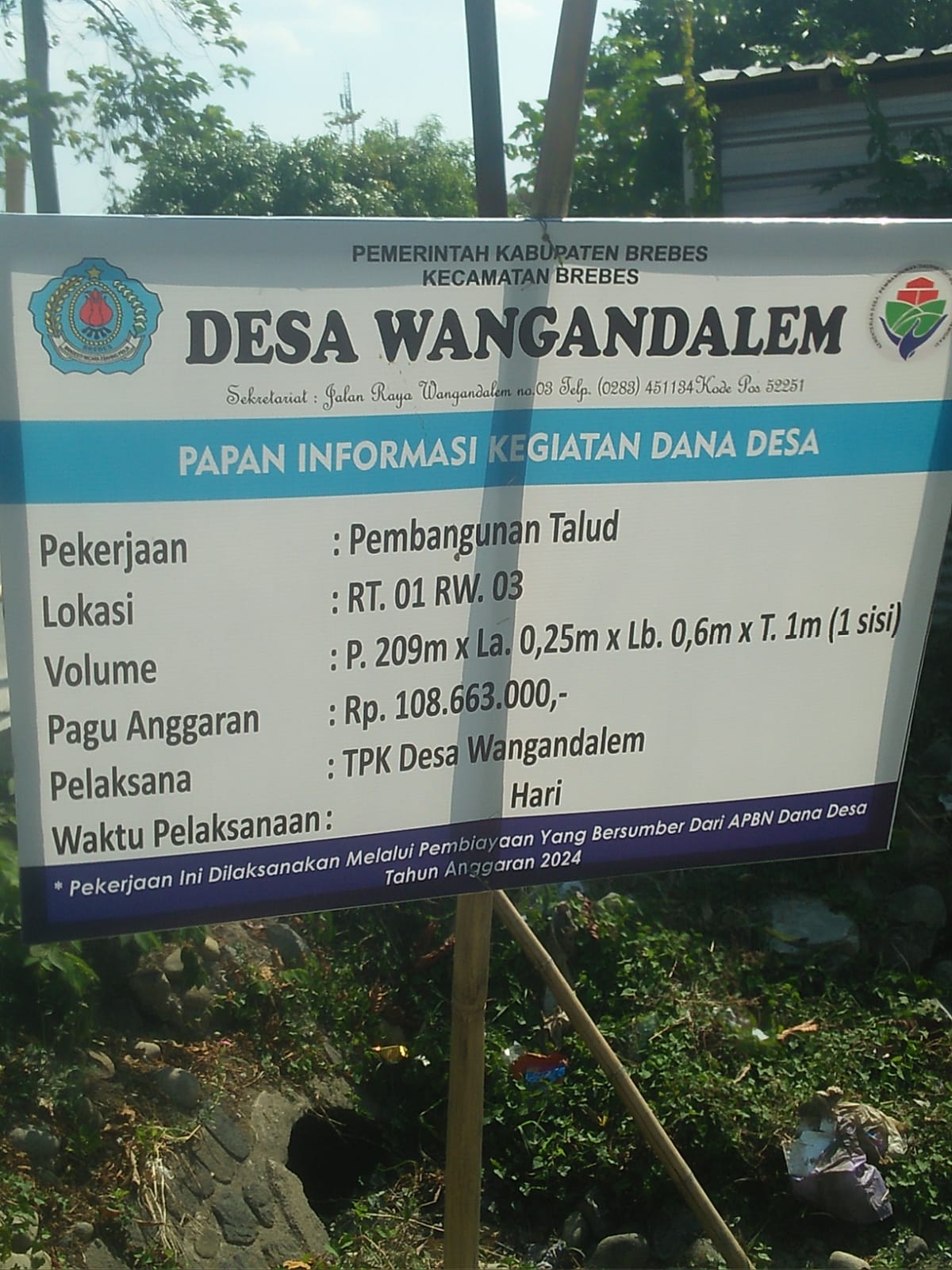 Pekerjaan Talud Program Dana Desa 2024 Desa Wangandalem , Pelaksanaannya Di- Duga Diborongkan 