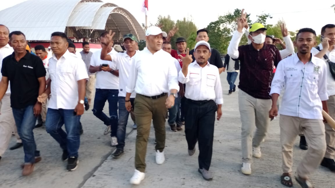 Pasangan Nomor Urut 2 Ikram Sudarmo Getarkan Panggung Kampanye Damai