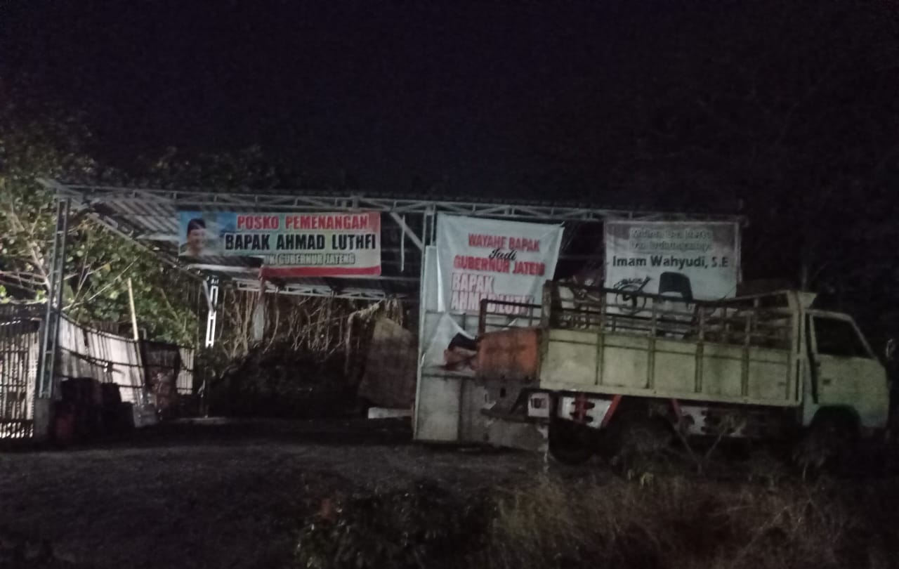 Di Duga Gudang BBM Ilegal Milik Oknum Polisi diWilayah Demak.