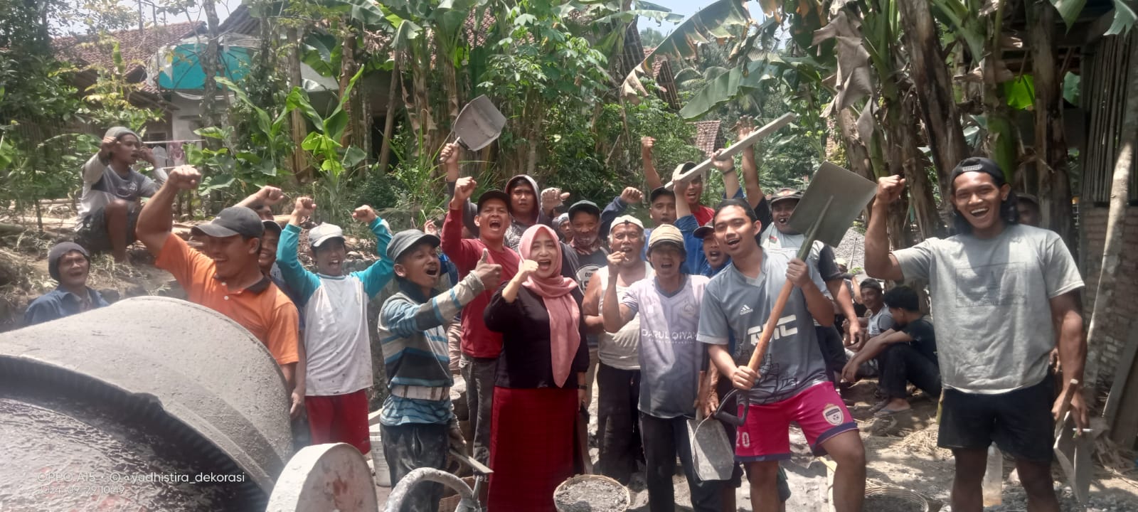 Anggota DPRD Jateng Endrianingsih Yunita S.P Tinjau Pembangunan Rabat Beton di Desa Bateh