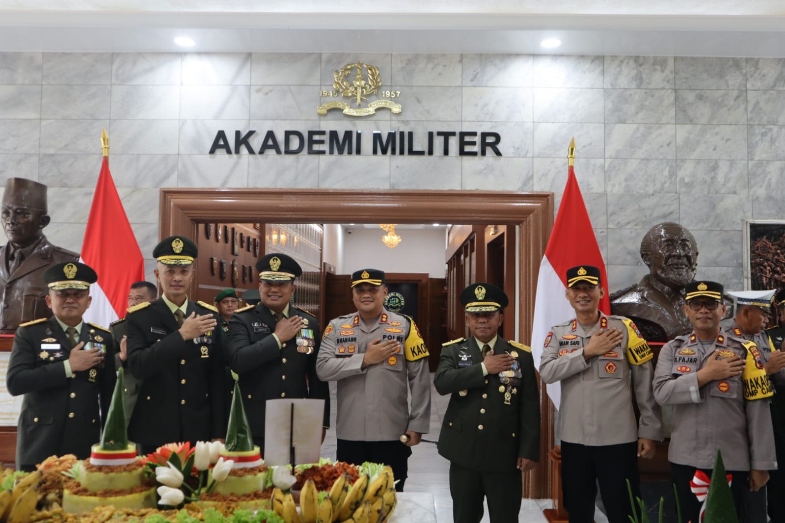 Polresta Magelang Beri Kejutan HUT TNI di Magelang Raya