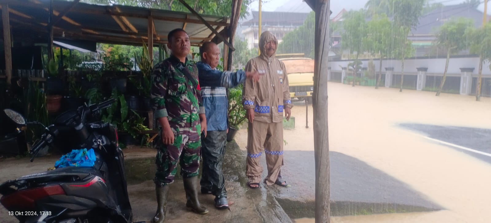 Patroli Polres Sibolga, Himbau Warga Waspada Bencana Banjir Dan Longsor