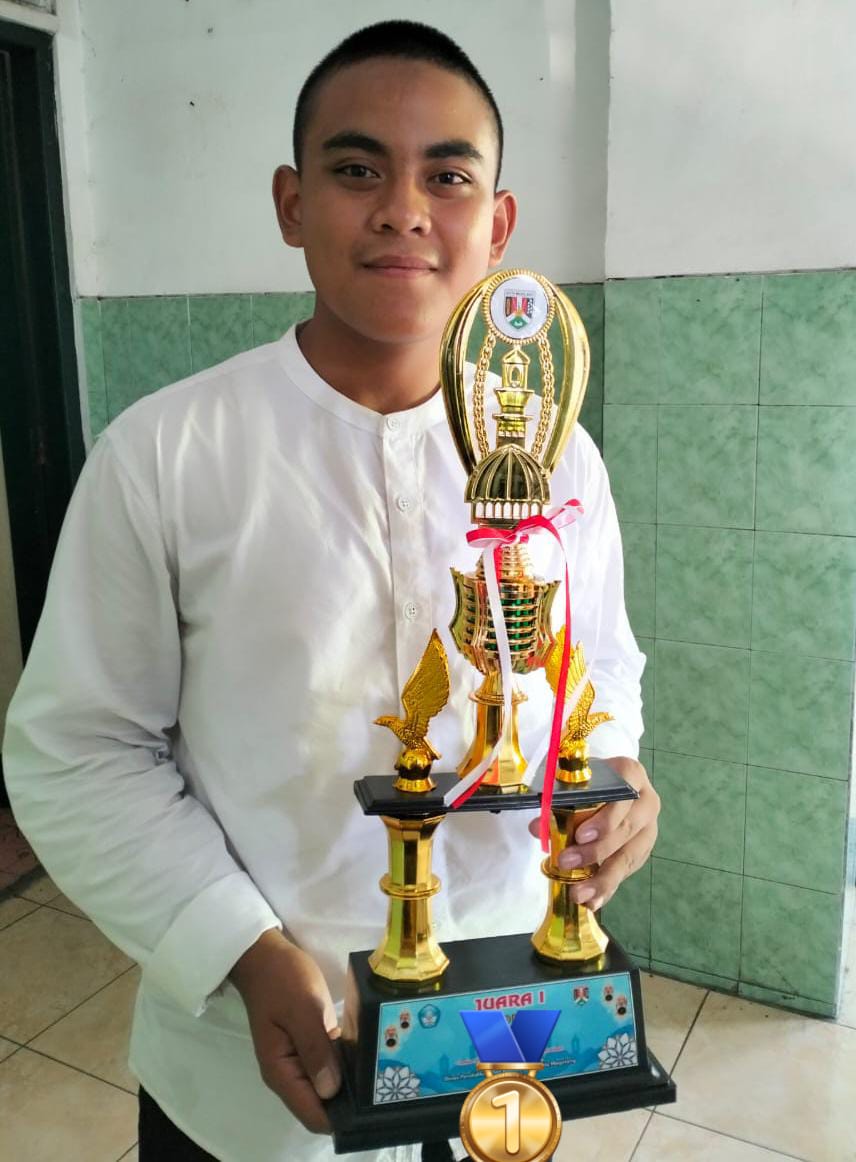 Akbar, Siswa SMP Negeri 1 Kota Magelang Ini Rebut Juara Khitobah